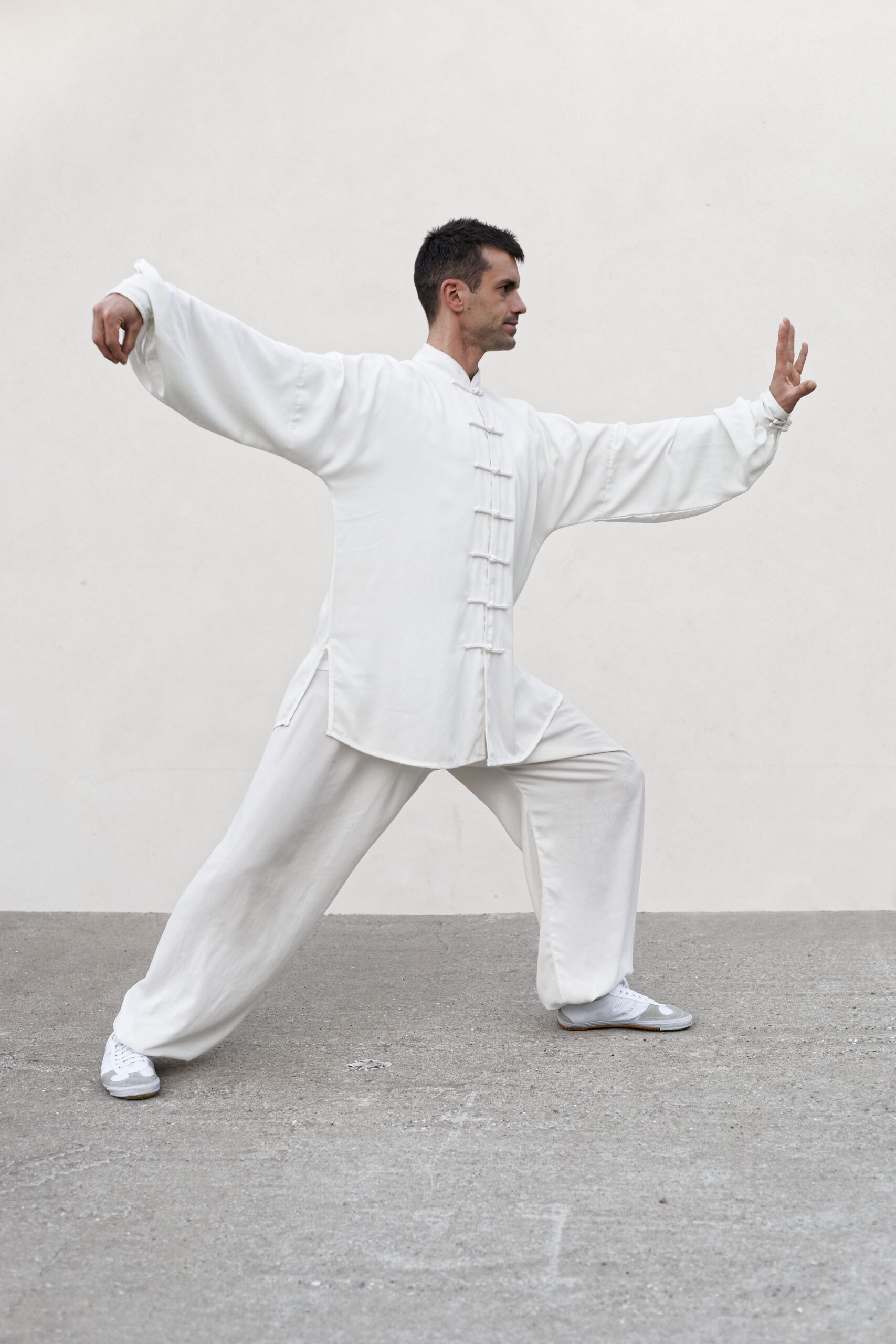Colin Manoha in the single whip posture.